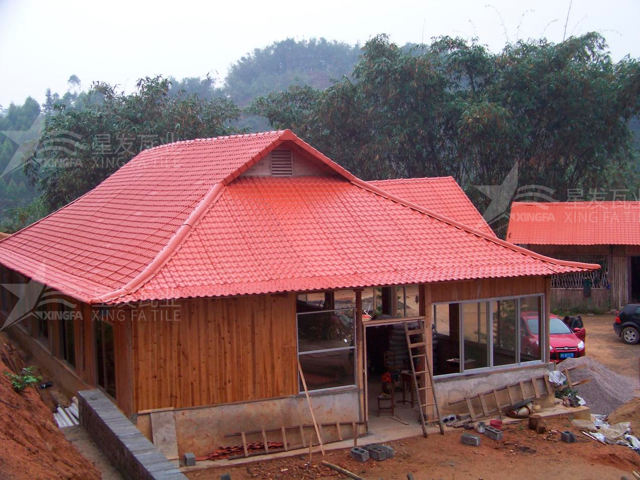 武汉合成树脂瓦应用在农场屋面上的好处，比彩钢瓦、石棉瓦更加耐用！